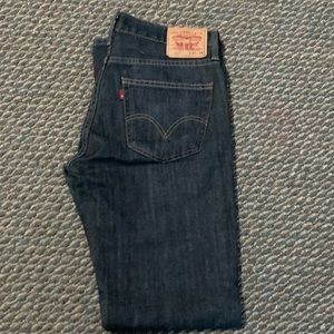 Like new, 34x34 boot cut Levi Strauss